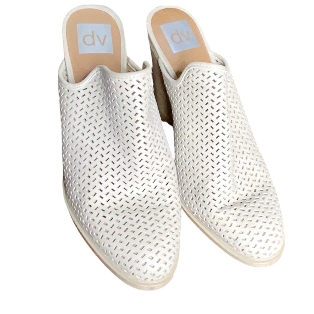 DV- cream colored closed to block heel sandals. Size 8.5